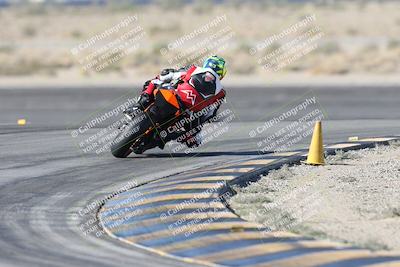 media/Dec-01-2025-Moto Forza (Mon) [[2daa91e15f]]/1-Advanced Group/Session 2 Turn 11 Backside/